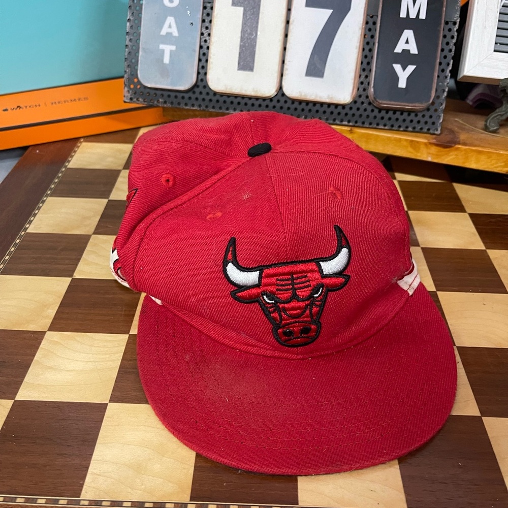 Chicago bull hat